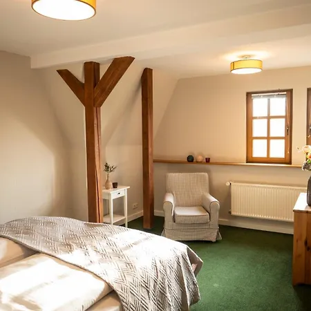 Apartment Gut Alt Necheln *