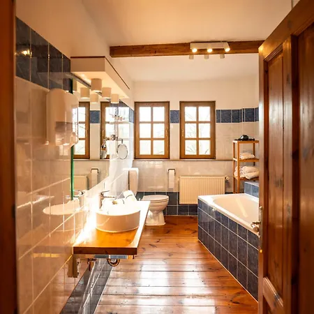 Apartment Gut Alt Necheln